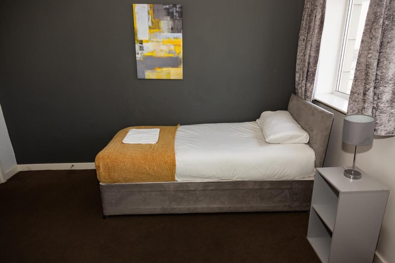 Sea Road Roker Apartment Съндърланд Екстериор снимка